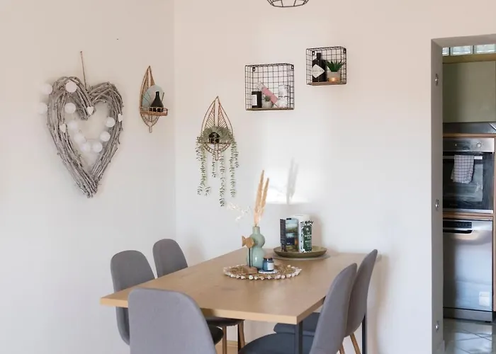 Nest Paulette זאדאר