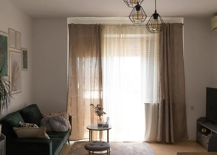 Nest Paulette דירה זאדאר